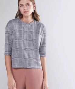 بلوزه حريمى كروهات